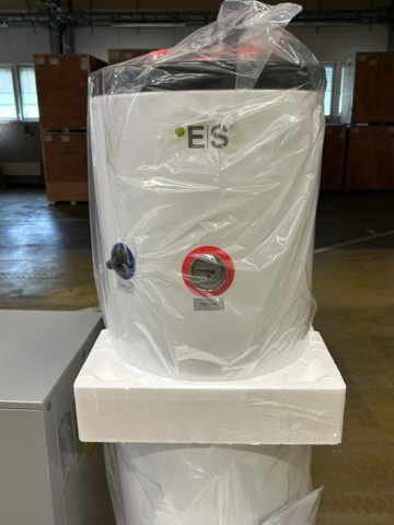 1438633-3 12 kW luft/vatten värmepump från Energy Save, ansluts enkelt till ett befintligt värmesystem L66