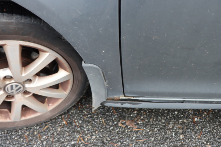 1438714-17 Volkswagen Golf Variant 1.6 MultiFuel 2011