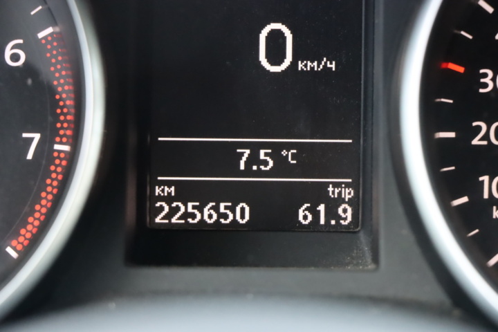 1438714-33 Volkswagen Golf Variant 1.6 MultiFuel 2011