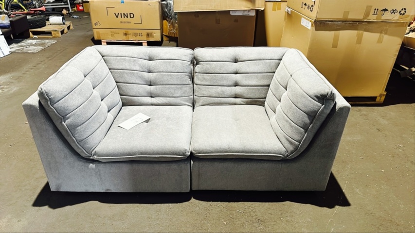 1426434-1 Small velvet sofa