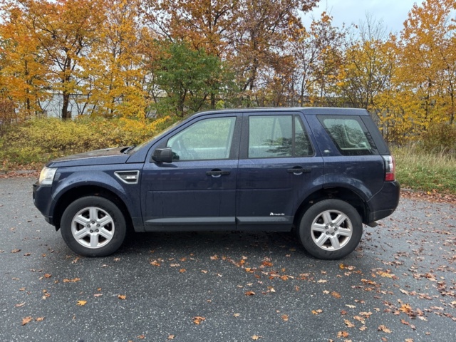 1408555-2 Land Rover Freelander 2 2.2 TD4 AWD Automatic, 150hp, 2014