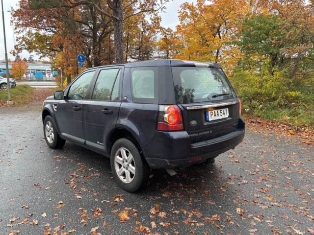 1408555-3 Land Rover Freelander 2 2.2 TD4 AWD Automatic, 150hp, 2014