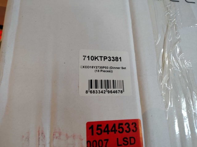 1434758-2 Matservis, 18 delar – porslin, grön, rund design med rustik kant