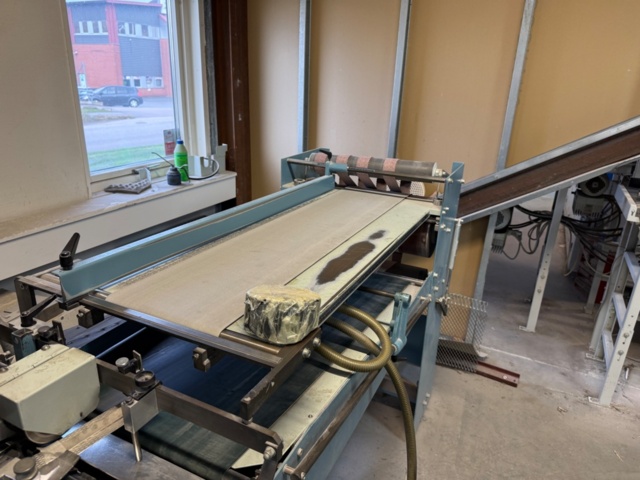 1438787-10 Maskin för bokproduktion MBO T-52-1-52-6 falsmaskin