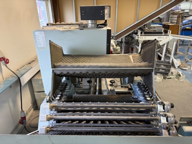 1438787-12 Maskin för bokproduktion MBO T-52-1-52-6 falsmaskin