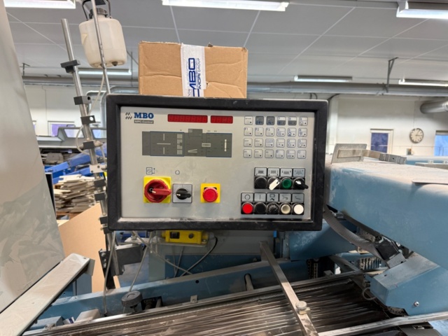 1438791-4 Maskin för bokproduktion MBO K76S-KTLL/4-FP120 falsmaskin