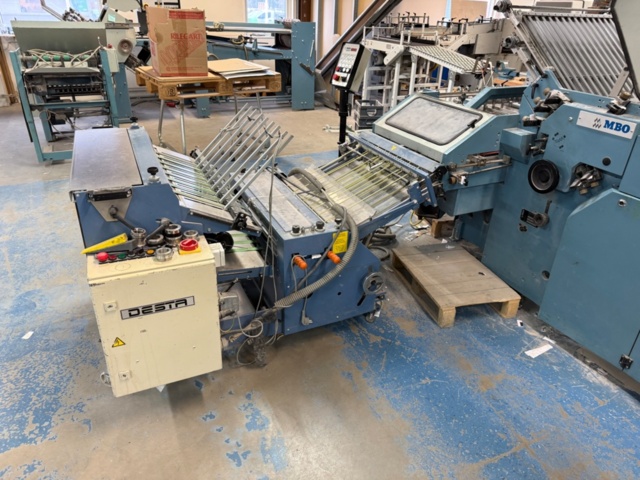 1438791-14 Maskin för bokproduktion MBO K76S-KTLL/4-FP120 falsmaskin