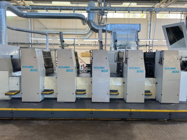 1438792-5 Tryckpress Roland 305 från 1998 med 5 tryckverk