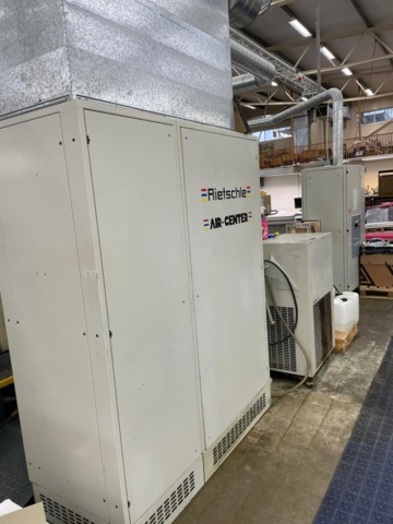 1438792-12 Tryckpress Roland 305 från 1998 med 5 tryckverk