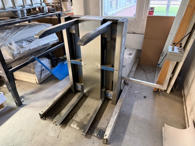 1438794-6 Pallvändare Rotek 900