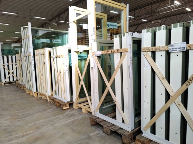 1439057-37 64 Elite Windows (Updated information)