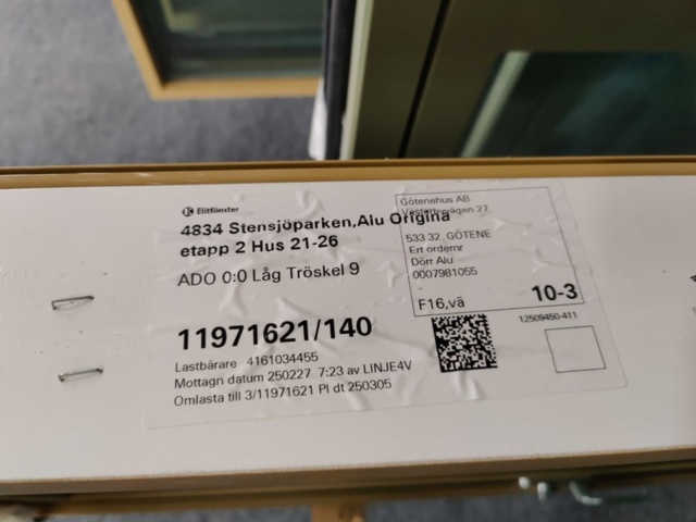 1439058-10 73 Elite Windows (Updated information)