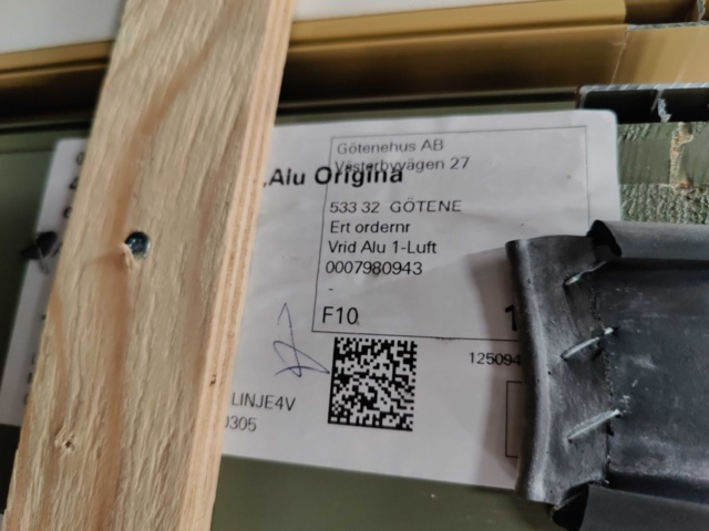 1439058-13 73 Elite Windows (Updated information)