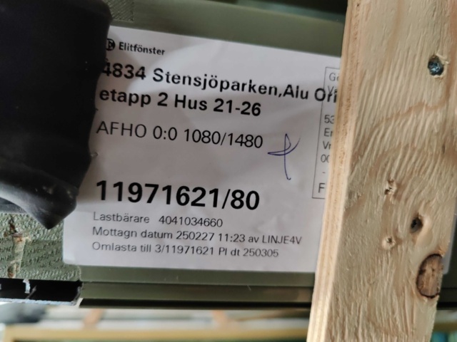 1439058-14 73 Elite Windows (Updated information)