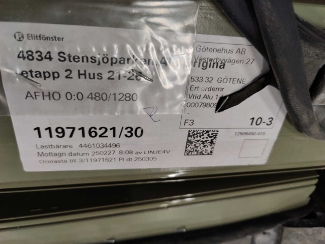 1439058-25 73 Elite Windows (Updated information)