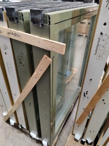 1439058-31 73 Elite Windows (Updated information)