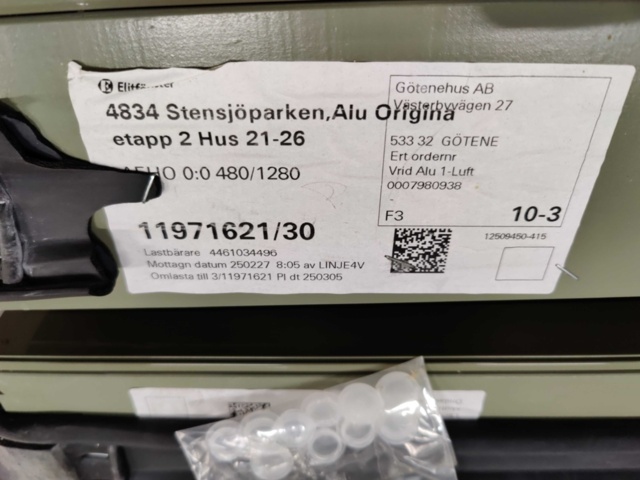 1439058-58 73 Elite Windows (Updated information)