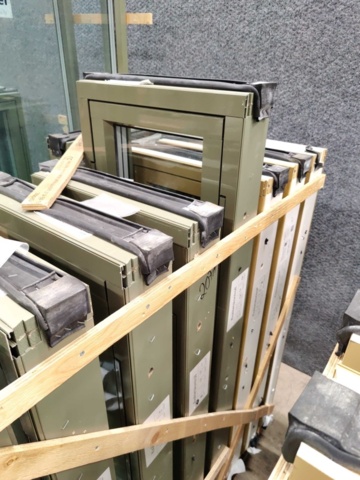 1439058-59 73 Elite Windows (Updated information)