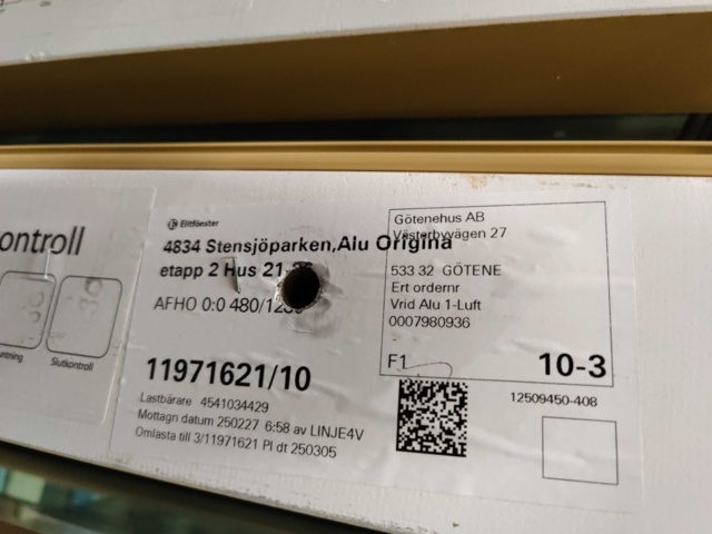 1439058-61 73 Elite Windows (Updated information)