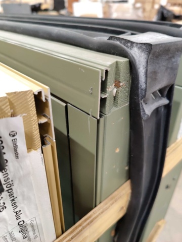 1439058-76 73 Elite Windows (Updated information)