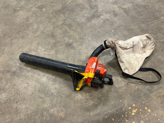 1420242-1 Lövblås - Tanaka