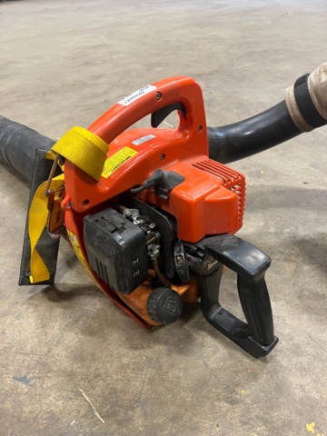 1420242-2 Lövblås - Tanaka