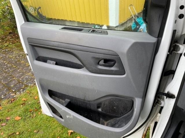 1439489-39 Citroën Jumpy Van 2.0 BlueHDi 120 Manual, 122hp, 2016