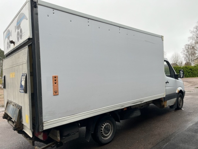 1401847-3 Mercedes-Benz Sprinter 316 CDI skåp baklift 2011