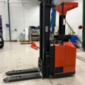 1436211-7 Stacker with charger - BT TXH5400