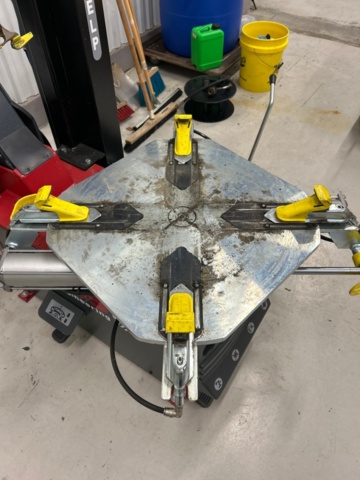 1436198-6 Däckmonteringsmaskin - M&B Engineering TC 724 A IT, -2023