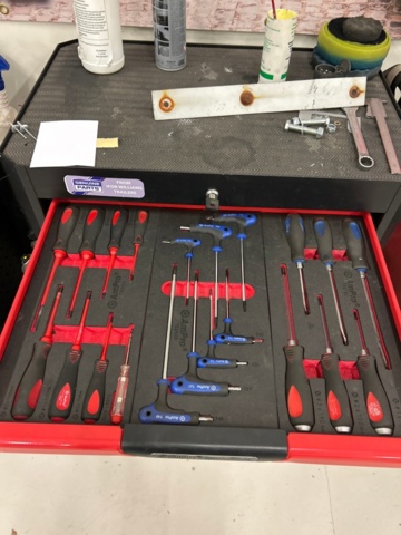 1436191-2 Verktygsvagn med innehåll - Ampro