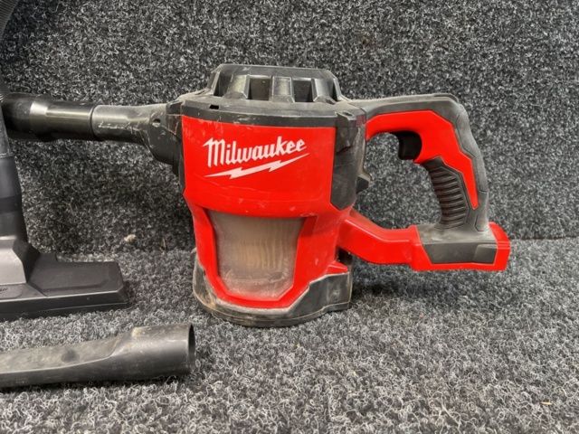 1439825-2 Handdammsugare Milwaukee M18 CV