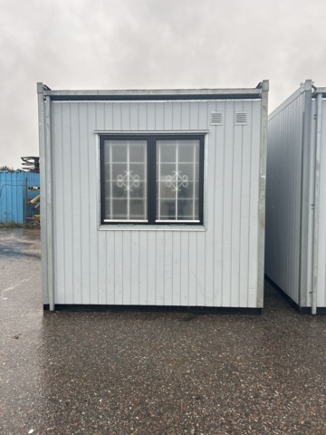 1423437-2 Staff shed