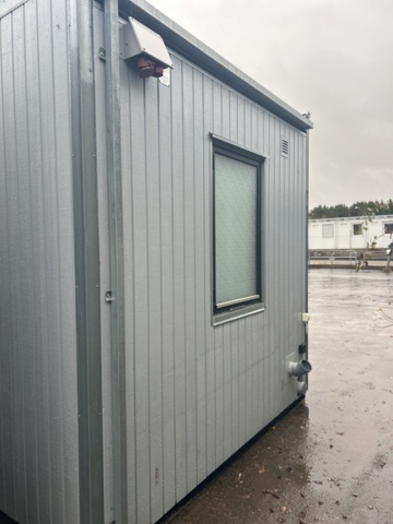 1423437-6 Staff shed