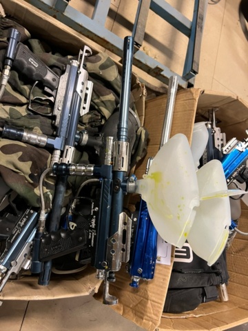 1426759-3 Paintballgevär och tillbehör