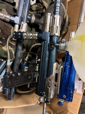 1426759-4 Paintballgevär och tillbehör