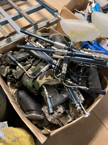 1426759-5 Paintballgevär och tillbehör