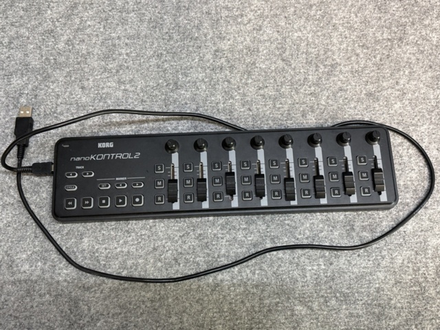 1409291-19 Studio equipment - control units, audio interfaces, DMX cabling, etc.