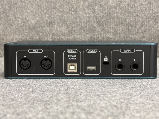 1409291-12 Studio equipment - control units, audio interfaces, DMX cabling, etc.