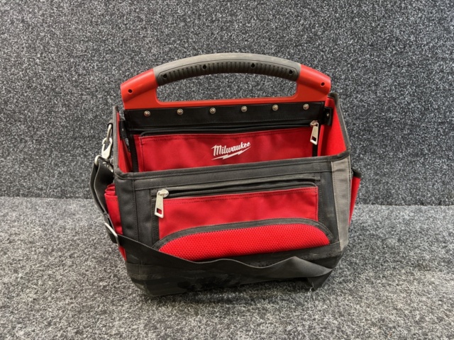 1439519-2 Milwaukee Packout Tool Bag
