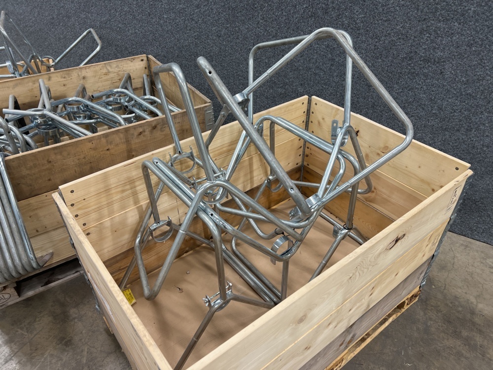 1439857-2 Assortment of spare parts for bobbin racks
