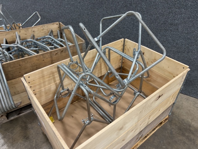 1439857-2 Assortment of spare parts for bobbin racks