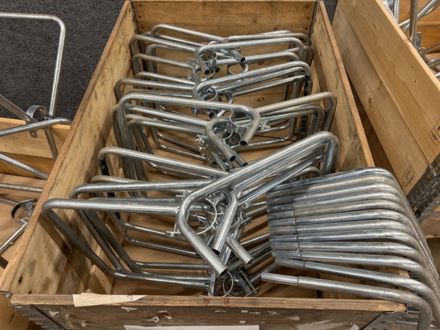 1439857-5 Assortment of spare parts for bobbin racks