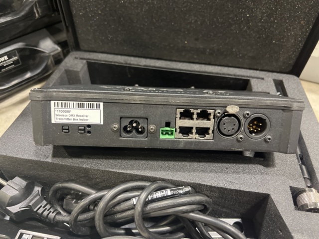 1431415-5 Wireless DMX transmitter/receiver - Wireless Solution W-DMX BlackBox