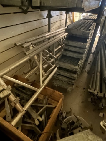 1349692-5 Byggnadsställning