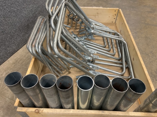 1439849-9 10 pcs Bobbin stand