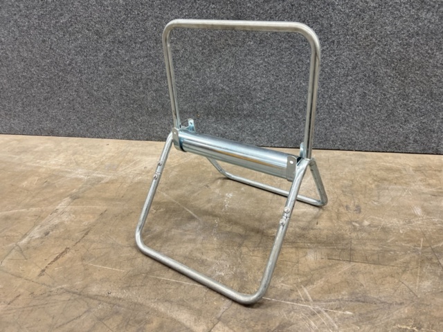 1439850-4 10 pcs Bobbin stand