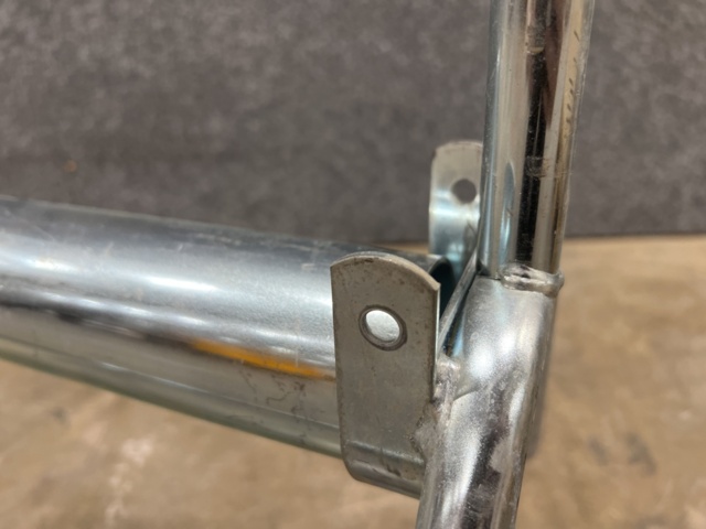 1439852-6 10 pcs Bobbin stand