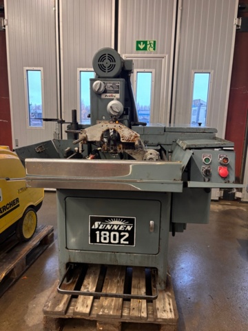 1373458-1 Honingsmaskin med tillbehör – Sunnen MBC-1802 inkl. verktyg och slipstavar