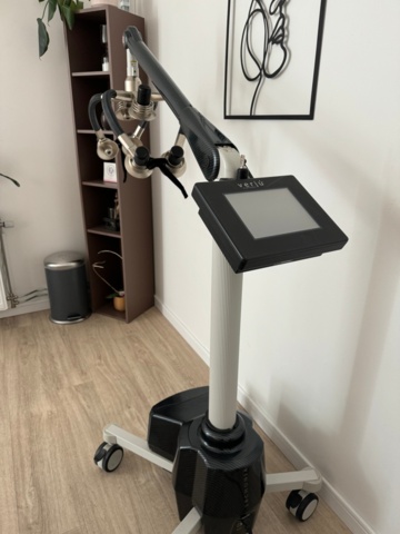 1349724-3 Fettreduceringslaser med öppna pulser – Erchonia Verjú, modell CLS